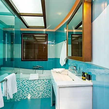 Hotel Cavo Seaside *
